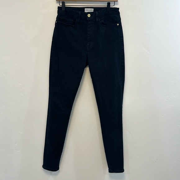 FRAME Women's Le One Skinny Jeans
Black Size 2 - Retail $218 - Picture 11 of 11